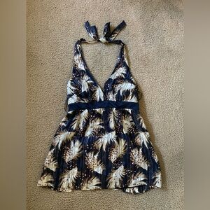 LAUNDRY by Shelli Segal Silk Metallic Halter Top Sz M